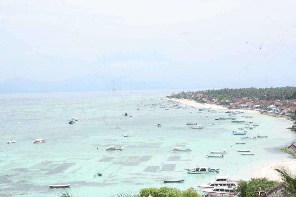 Oka 7 Bungalow Nusa Lembongan  Bagian luar foto