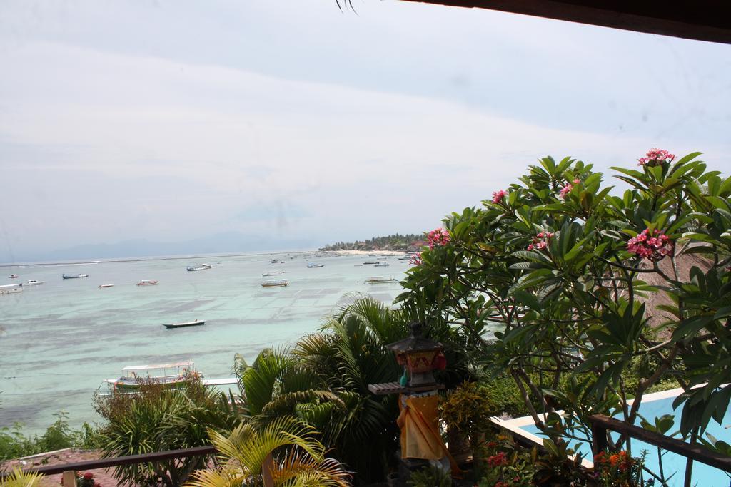 Oka 7 Bungalow Nusa Lembongan  Bagian luar foto